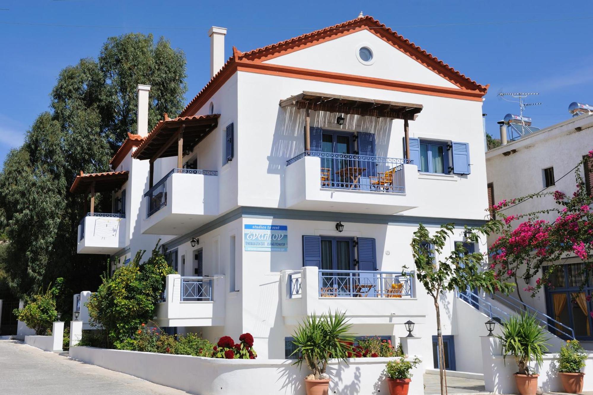 Enalion Studios Κουμέικα Εξωτερικό φωτογραφία