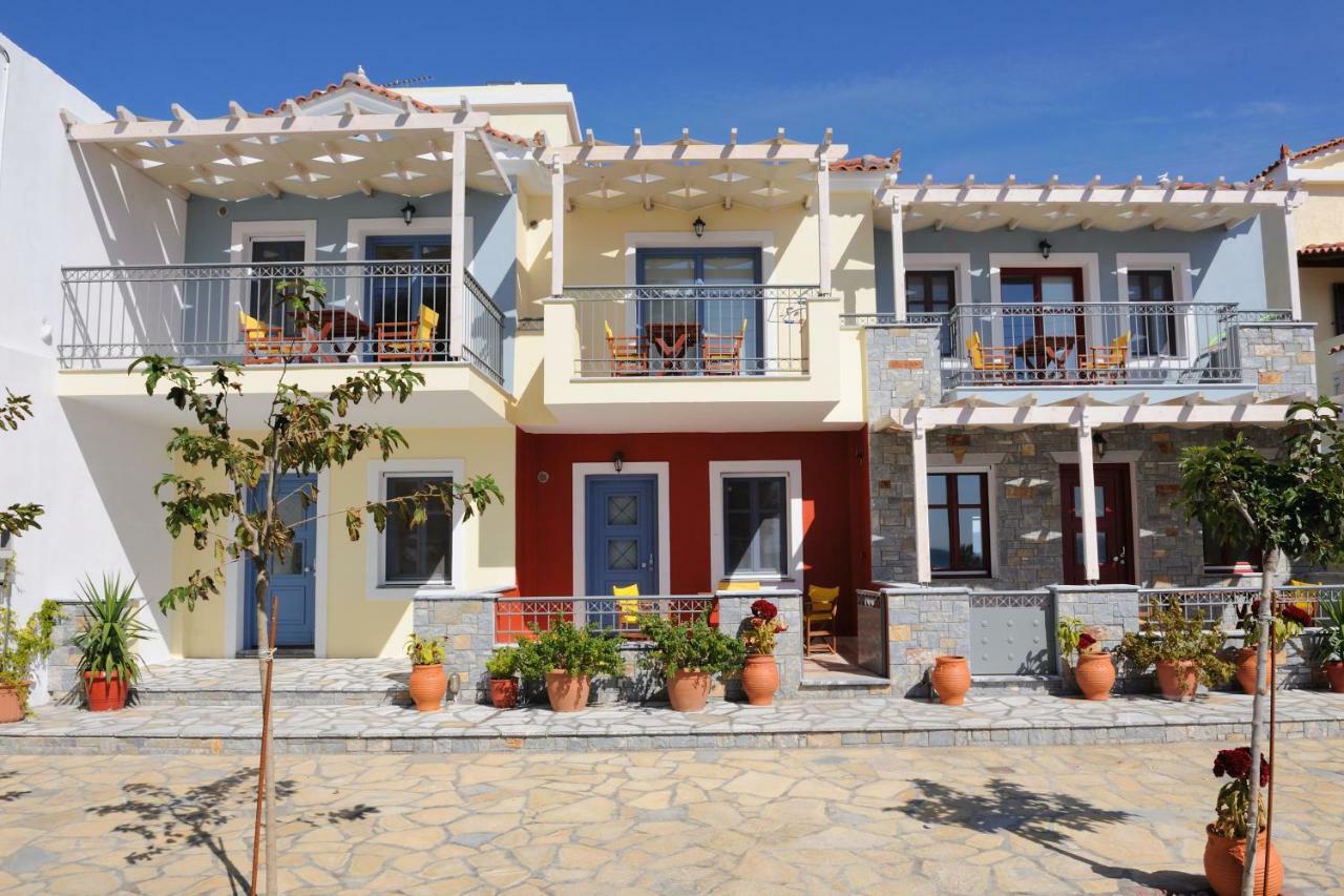 Enalion Studios Κουμέικα Εξωτερικό φωτογραφία